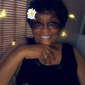 Meet your Posher, Elena